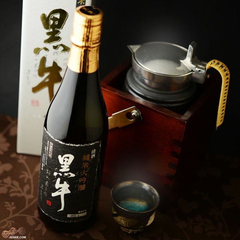 ◇【箱入】黒牛 純米大吟醸 720ml | 日本酒専門店 佐野屋 JIZAKE.COM