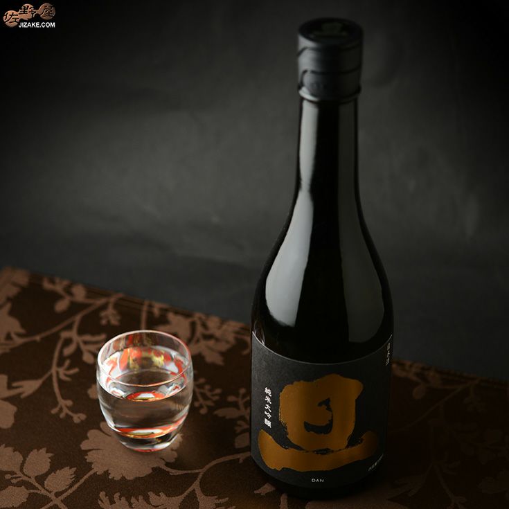 ◇【箱入】旦 純米大吟醸 | 日本酒専門店 佐野屋 JIZAKE.COM