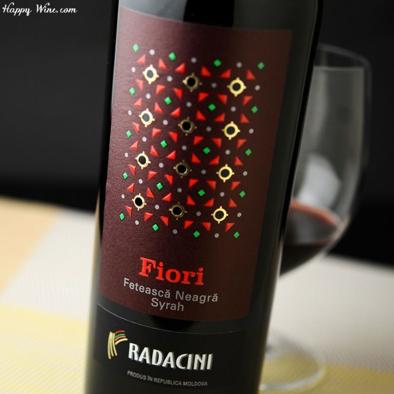 アルバストレレ・ワインズ　ラダチーニ・フィオーリ(赤)