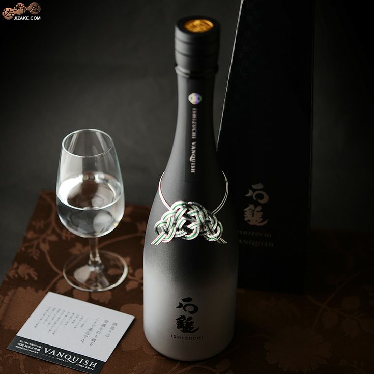 ◇【箱入】石鎚 純米大吟醸 VANQUISH(バンキッシュ) 720ml