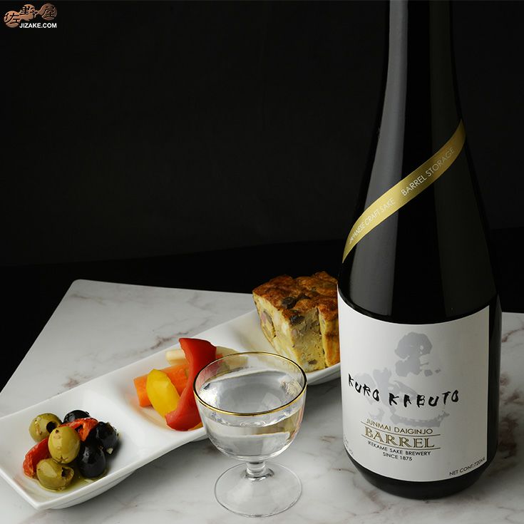 ◇【箱入】池亀 黒兜 BARREL(バレル) 純米大吟醸 720ml | 日本酒 ◇【箱入】池亀 黒兜 BARREL(バレル) 純米大吟醸 720ml | 日本酒