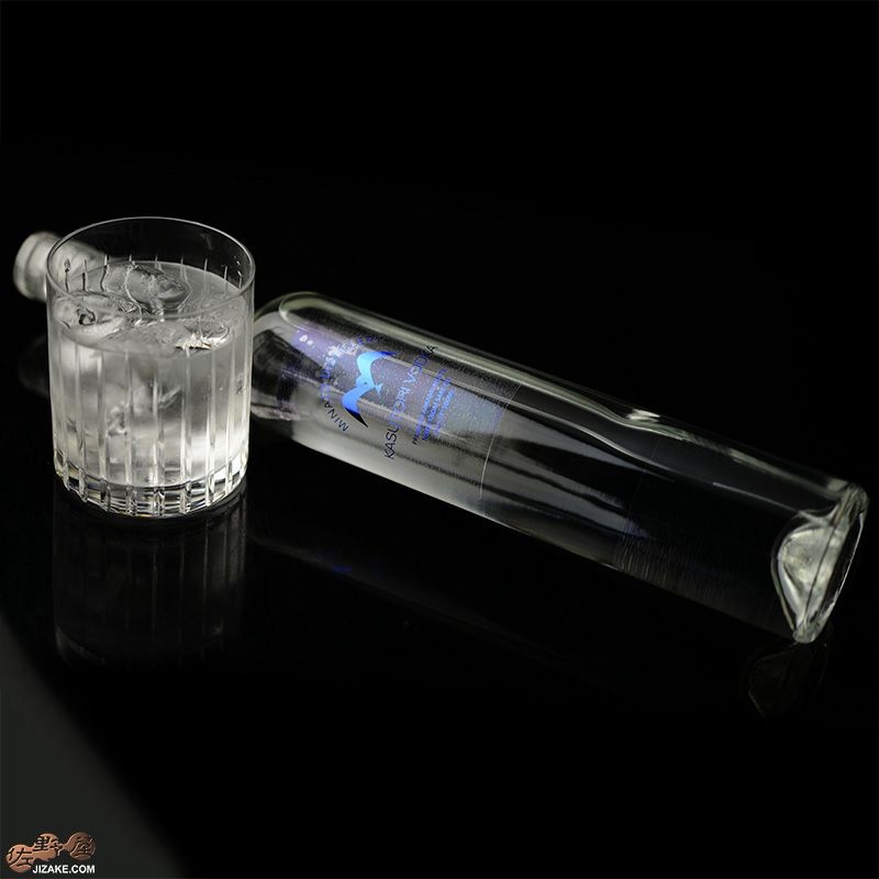 陸奥八仙　MINATO DISTILLERY(ミナト・ディスティラリー)　粕取りウォッカ