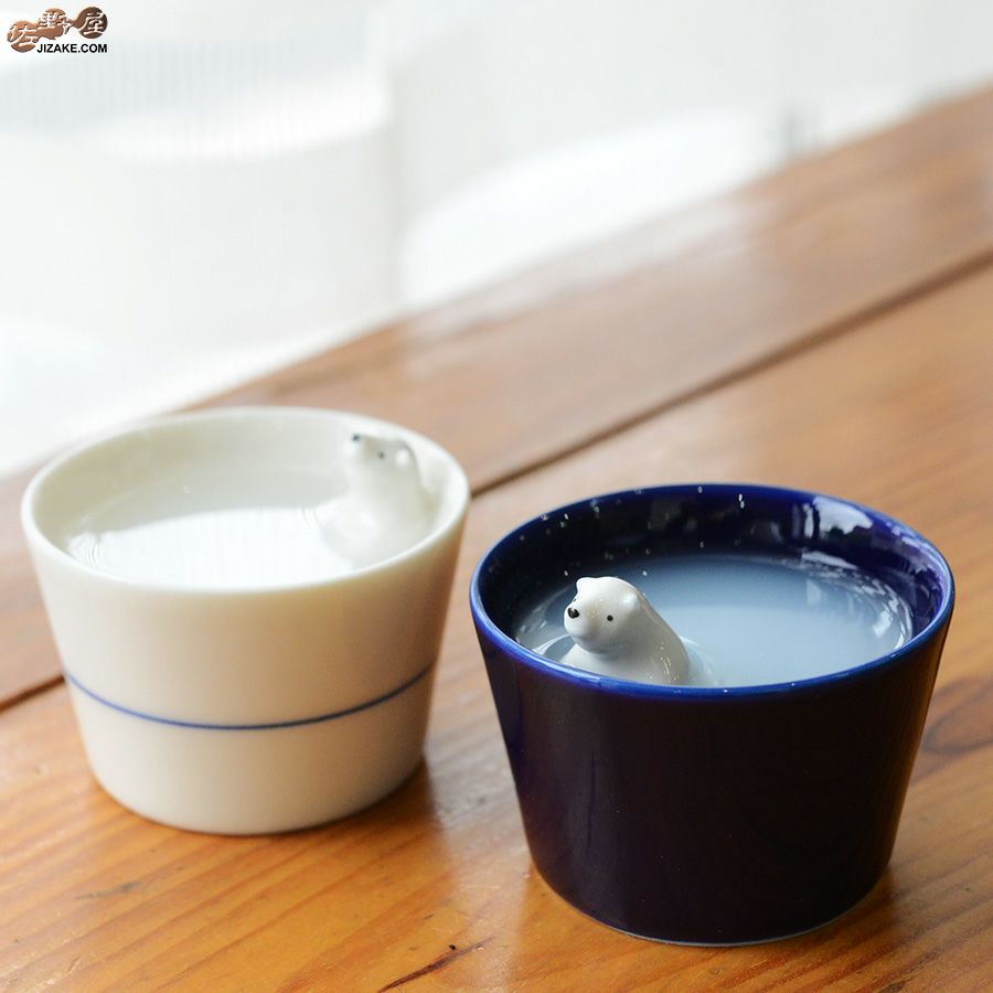 シロクマの熊五郎 青　こんばんは