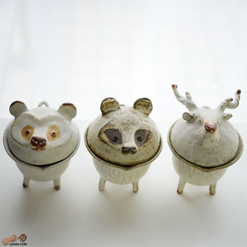 箱入】器のしごと 片口・盃セット クマ | 日本酒専門店 佐野屋 JIZAKE.COM